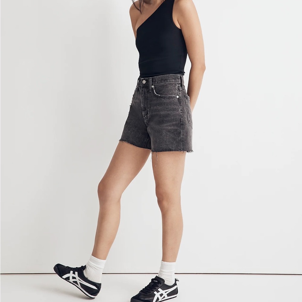 Relaxed Mid-Length Denim Shorts black Bradbrook Wash size 26